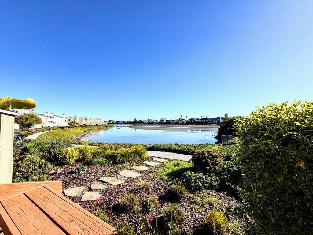 Photo of Listing #ML81991999