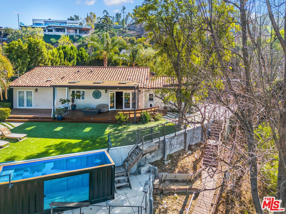 Photo of Listing #25490085