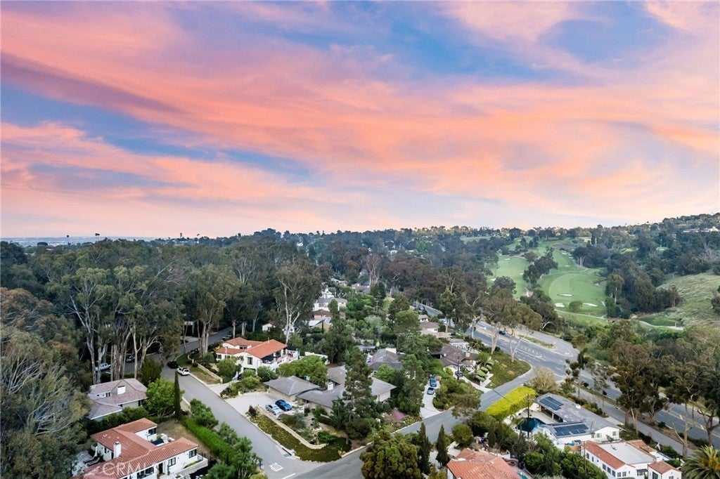 Photo of Listing #SB25018396