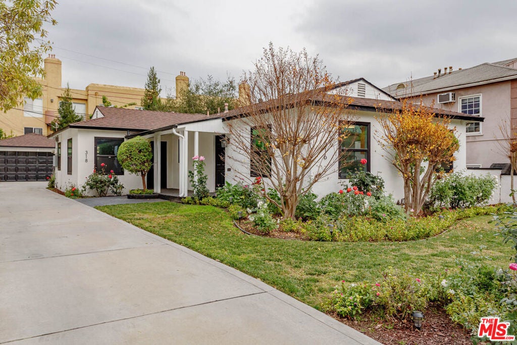 Photo of Listing #25490931