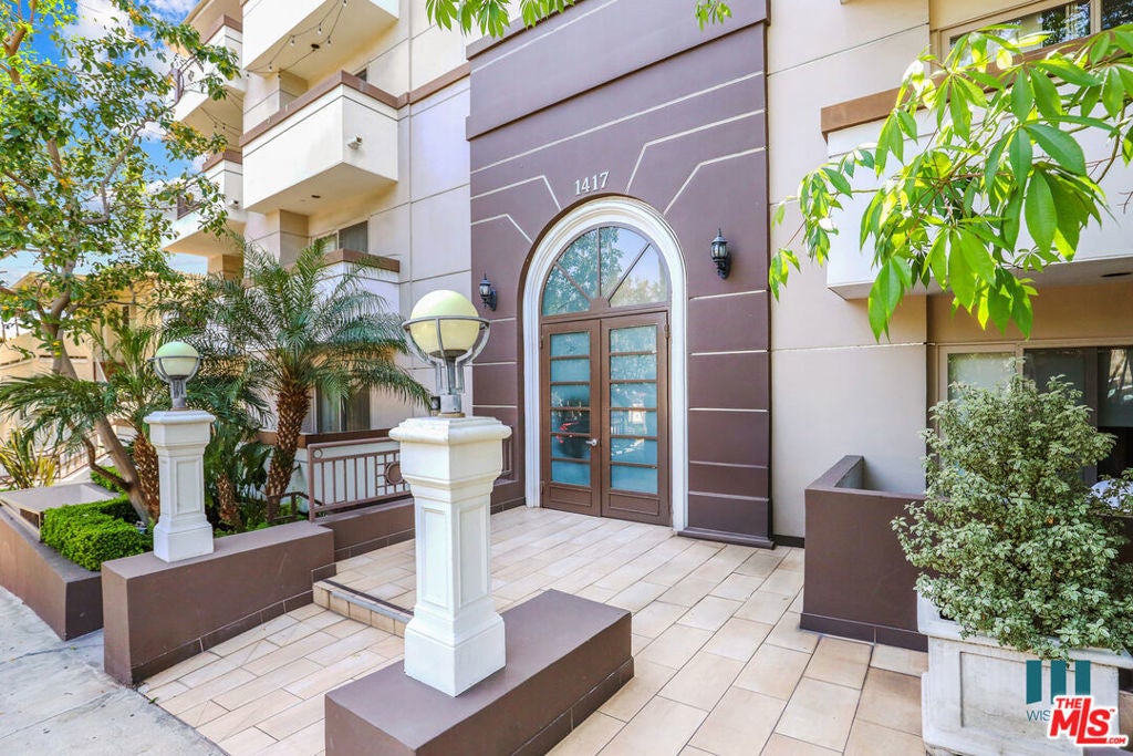 Photo of Listing #25491073