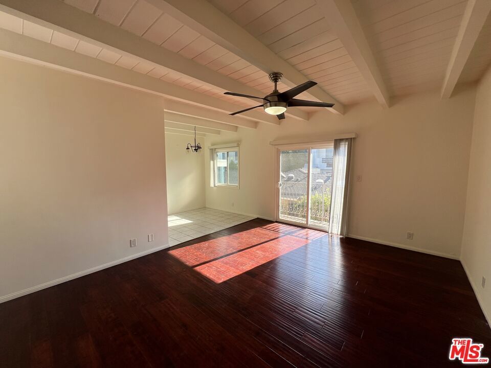 Photo of Listing #25491345