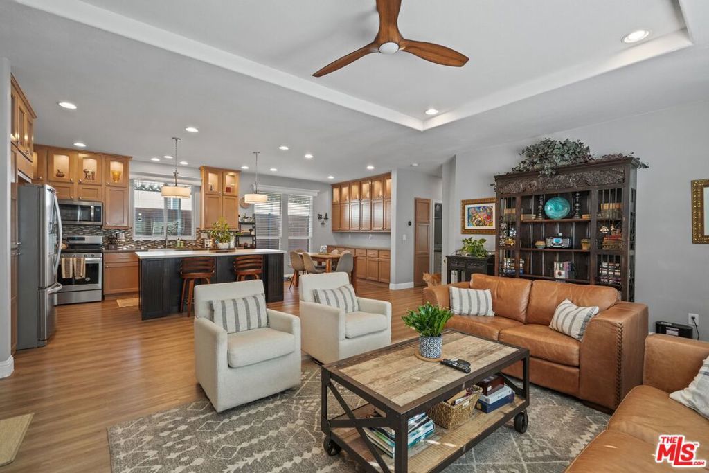 Photo of Listing #25491463