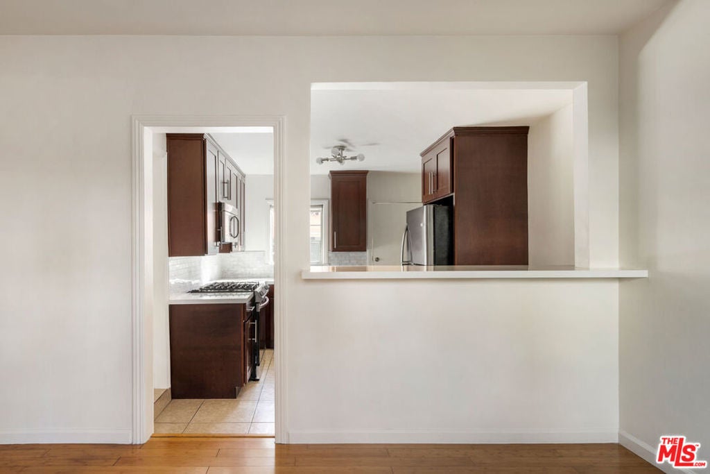 Photo of Listing #25490835