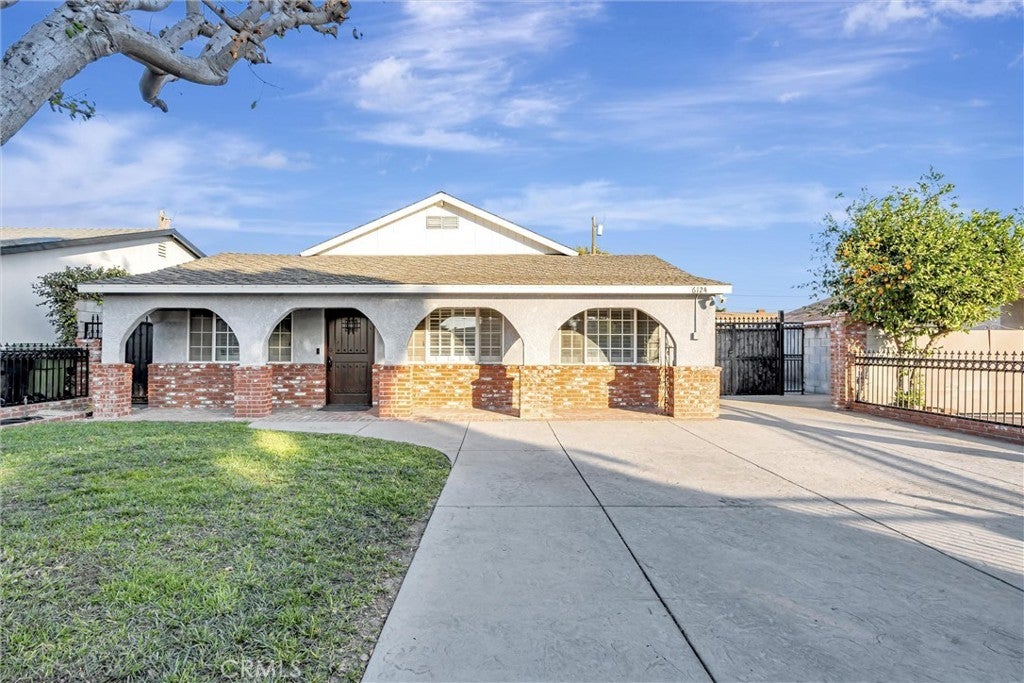 Photo of Listing #SR25016492