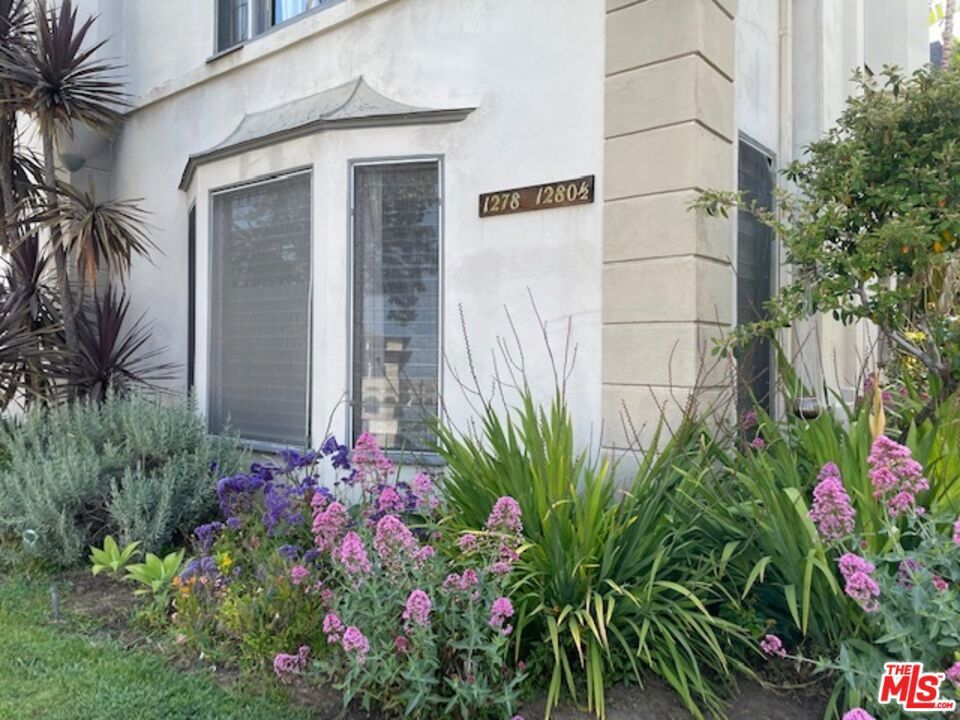 Photo of Listing #25492079