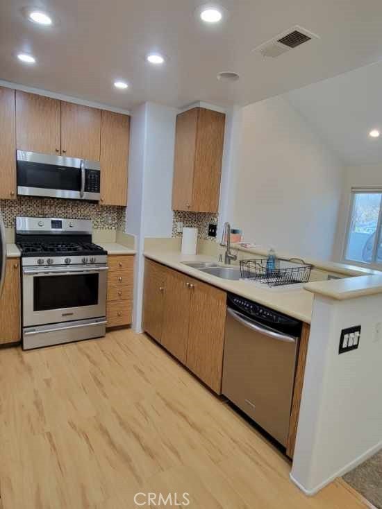 Photo of Listing #OC25023265