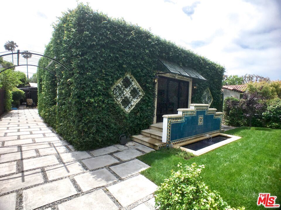 Photo of Listing #25492781