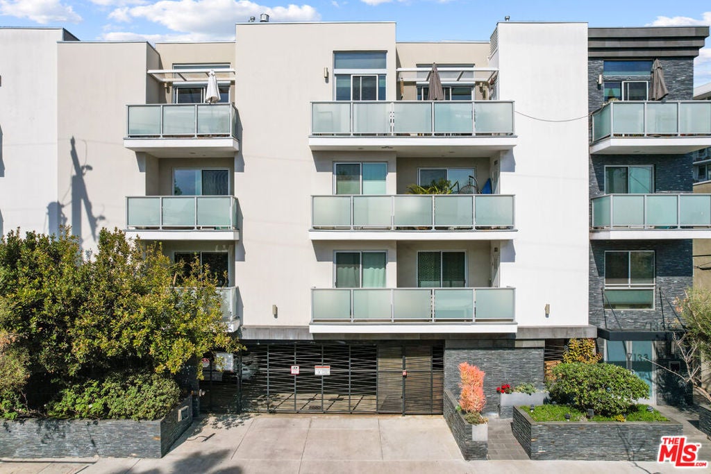 Photo of Listing #25489127