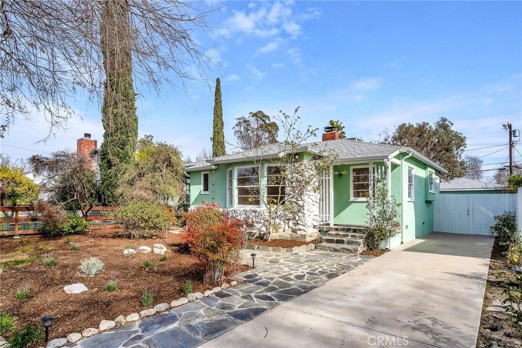 Photo of Listing #SR25023869