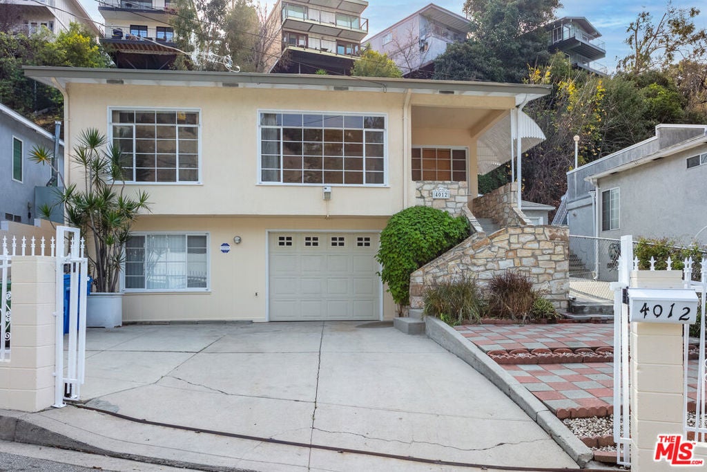 Photo of Listing #25492925