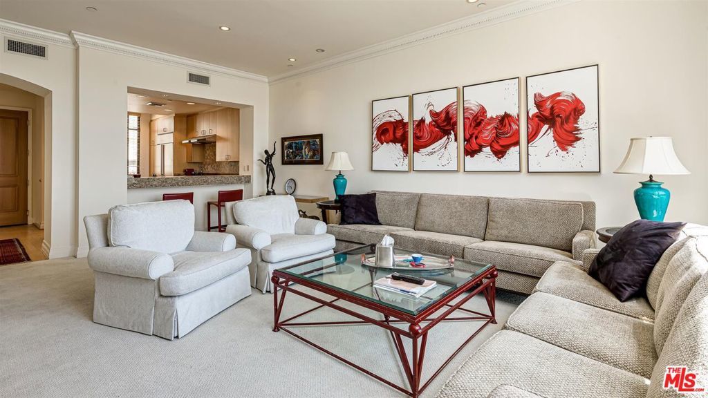 Photo of Listing #25493013