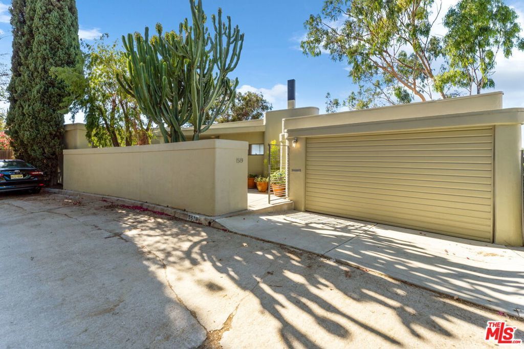 Photo of Listing #25492723