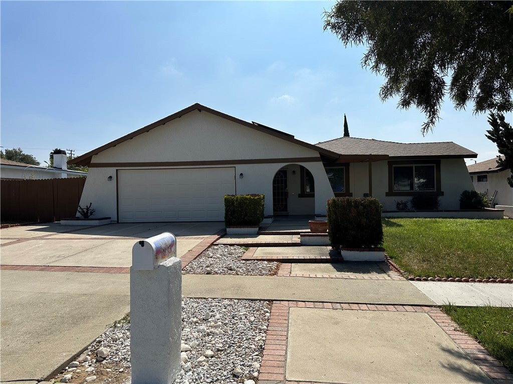 Photo of Listing #OC25024497