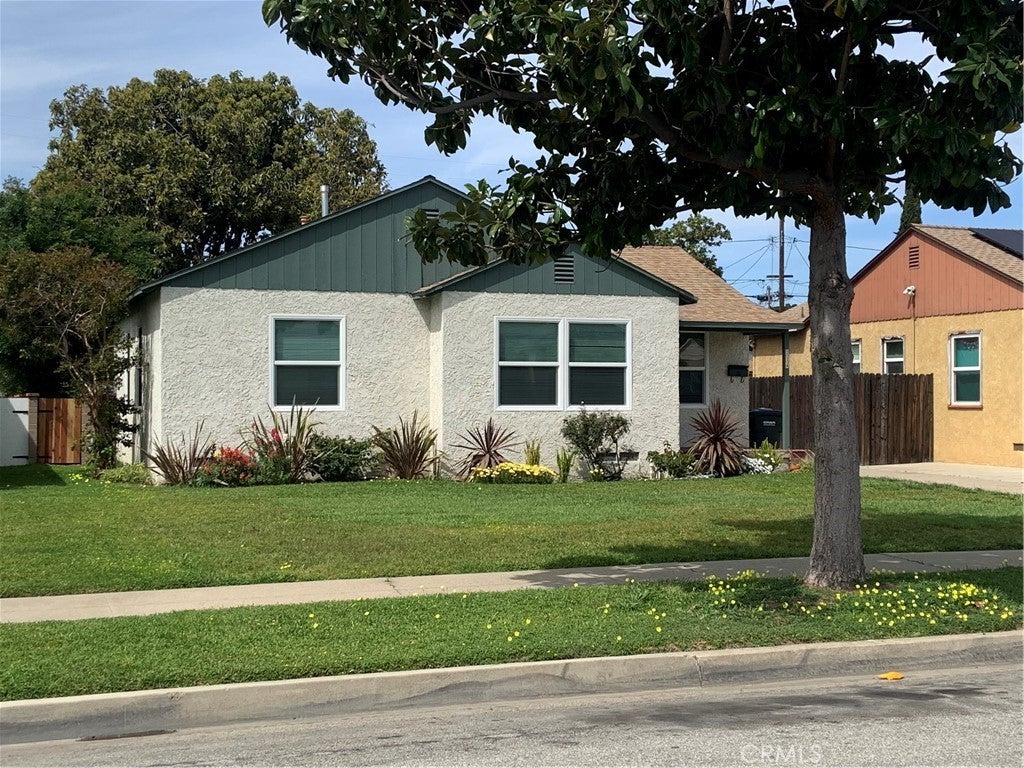 Photo of Listing #OC25010443