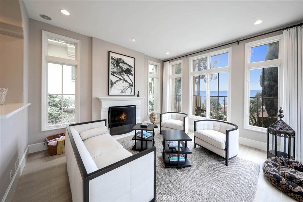 Photo of Listing #NP25025240