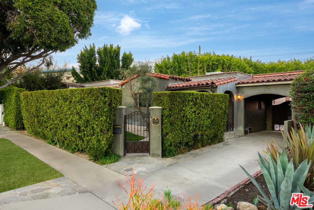 Photo of Listing #25493863