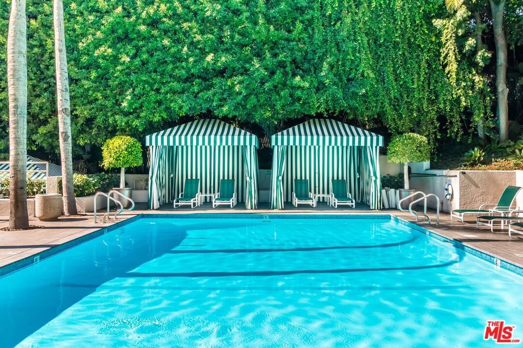 Photo of Listing #25493765