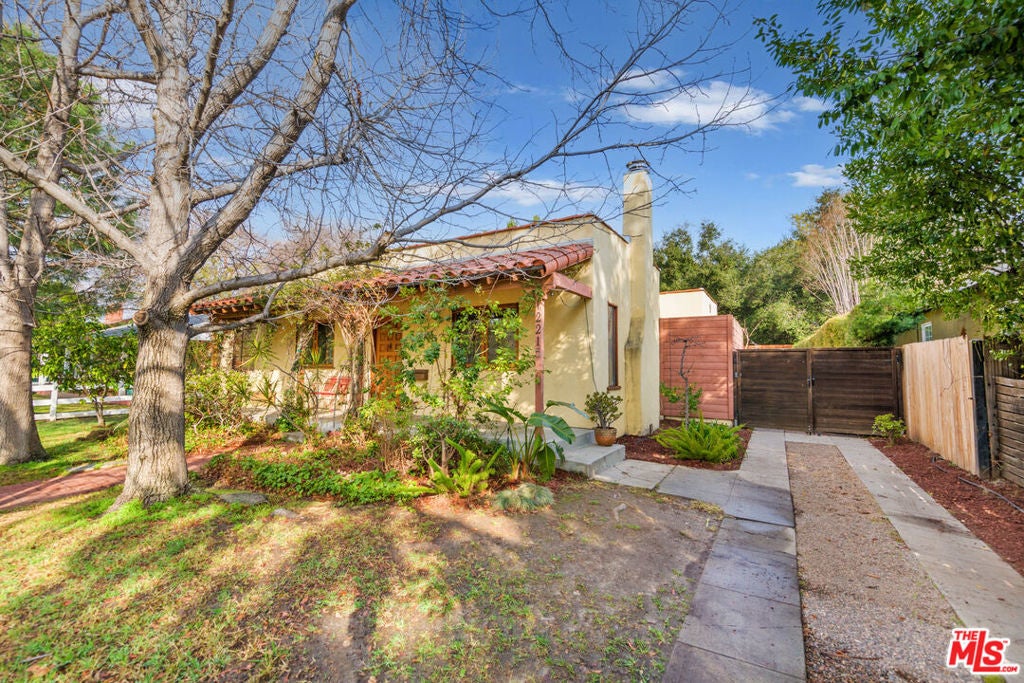 Photo of Listing #25491653