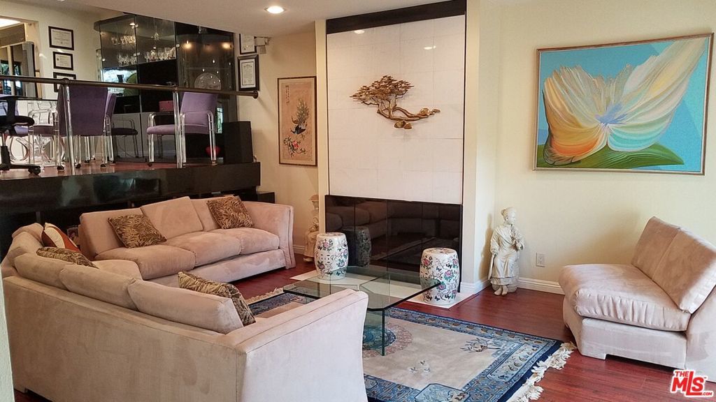 Photo of Listing #25495691