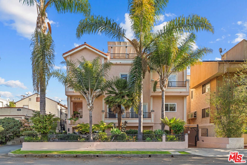 Photo of Listing #25495275