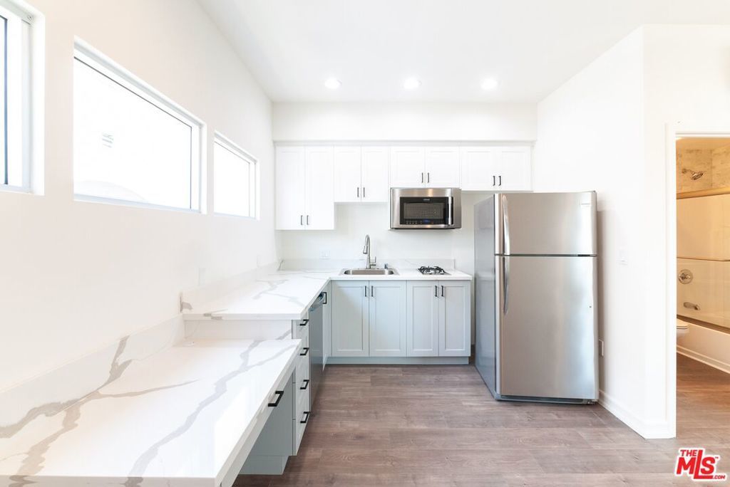 Photo of Listing #25495801