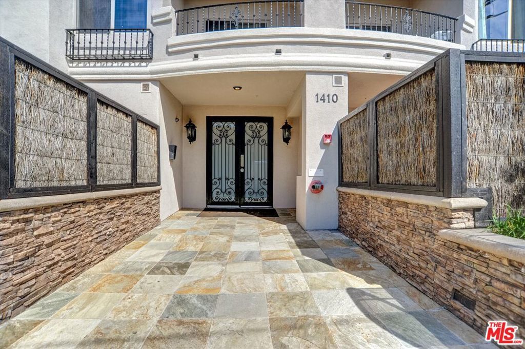 Photo of Listing #25495857