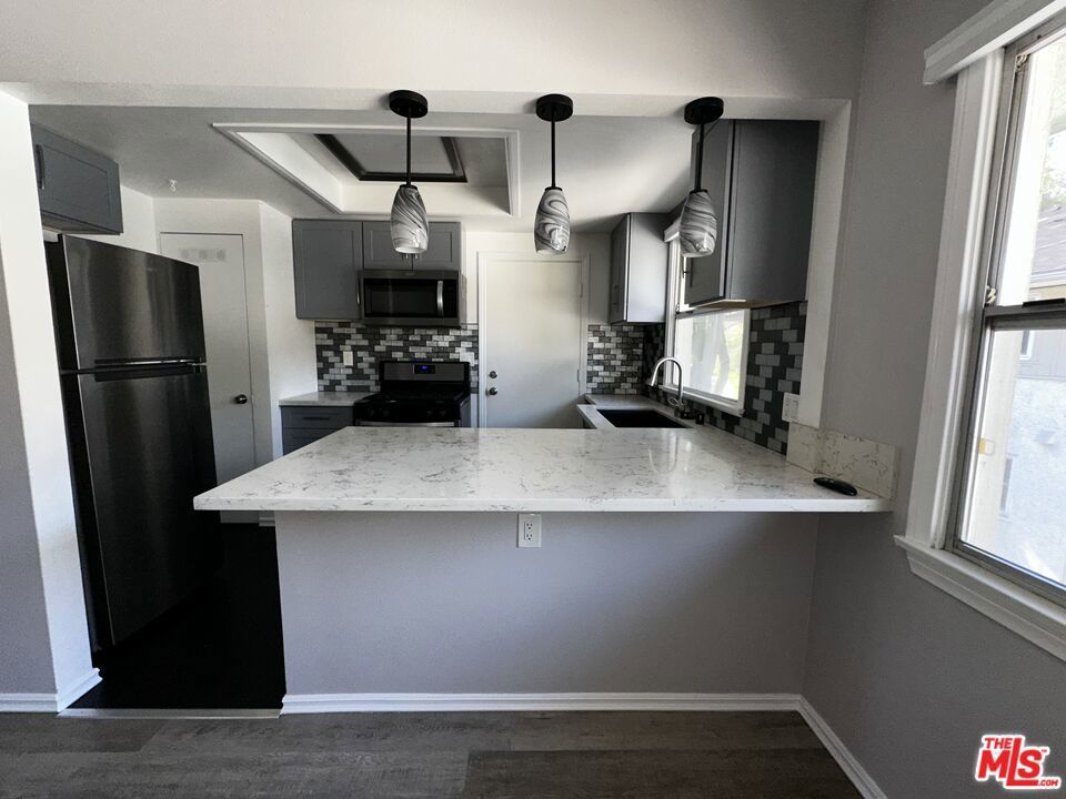 Photo of Listing #25496281