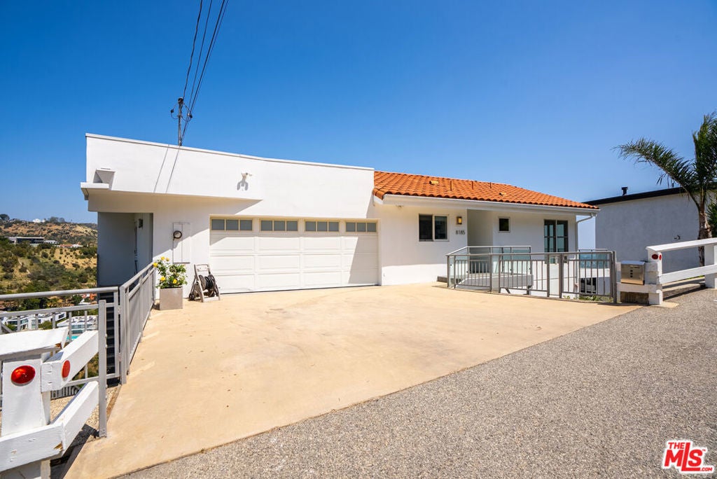 Photo of Listing #25495771