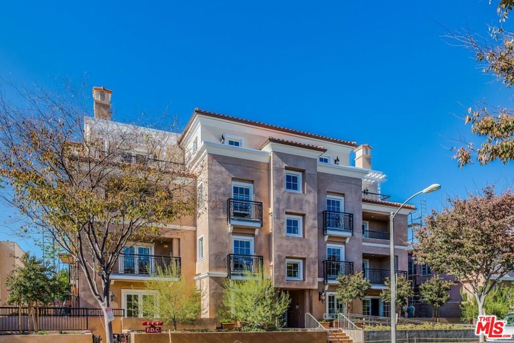 Photo of Listing #25496431