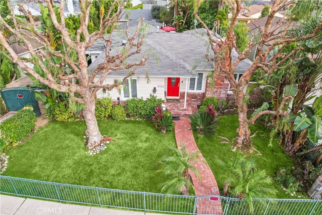 Photo of Listing #SR25029919