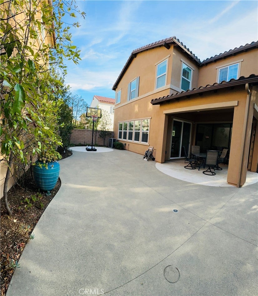 Photo of Listing #OC25030035