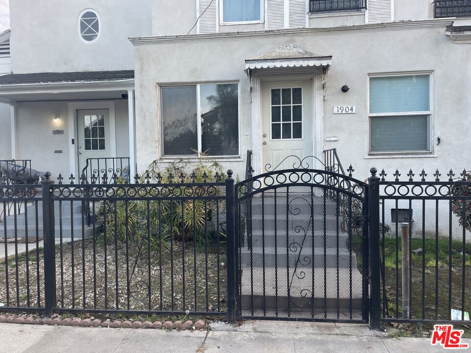 Photo of Listing #25496919