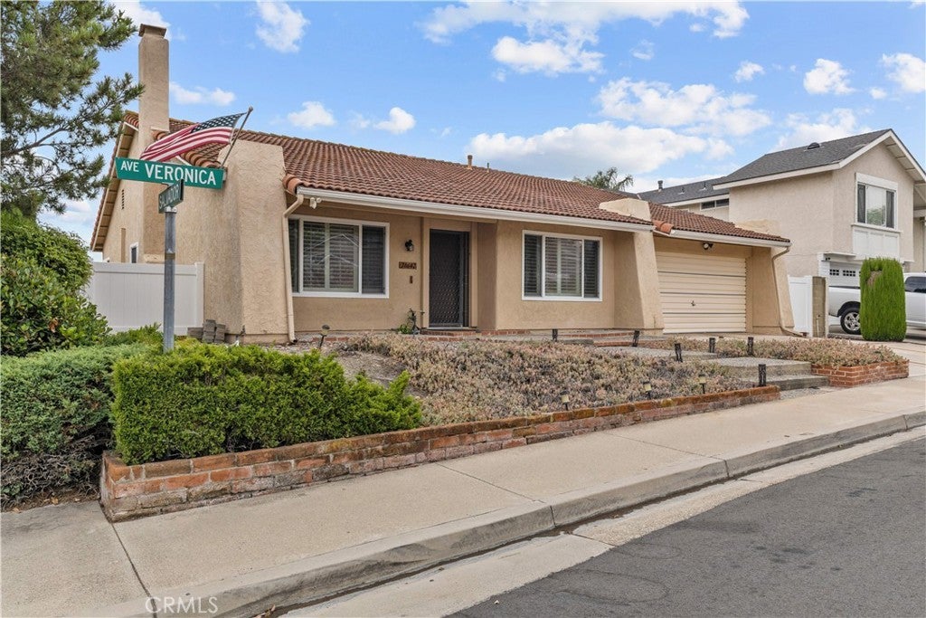 Photo of Listing #SB25029852