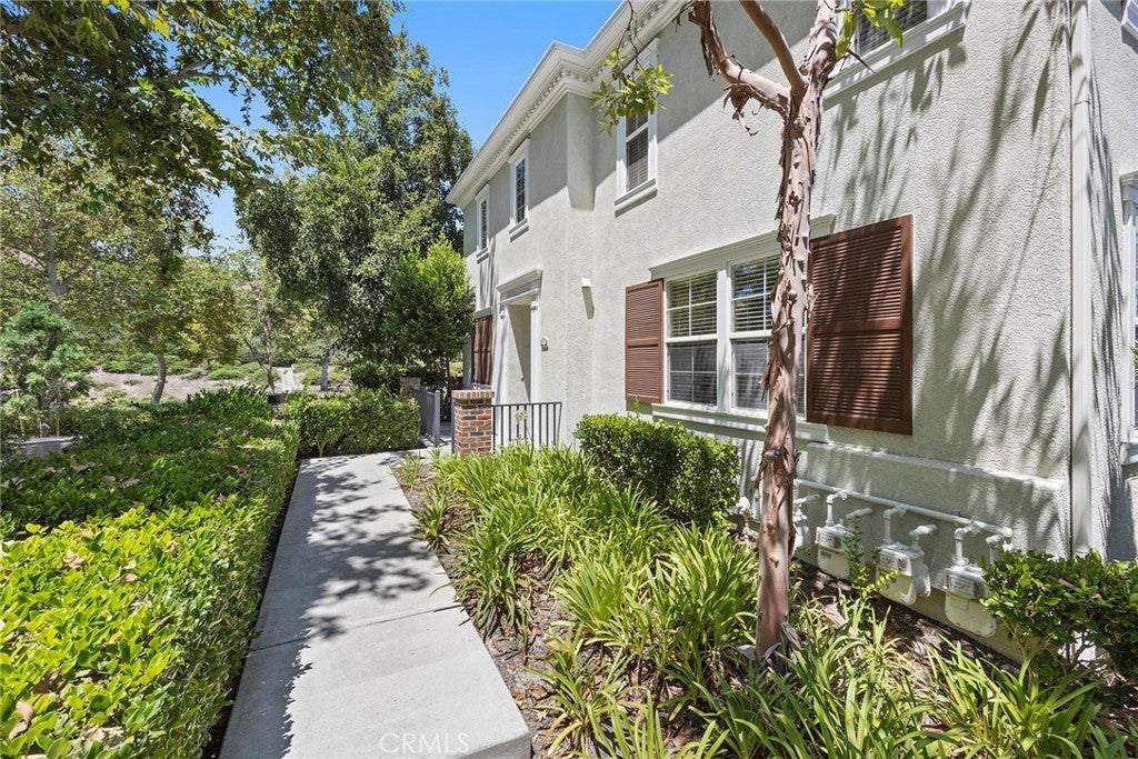 Photo of Listing #PW25029630