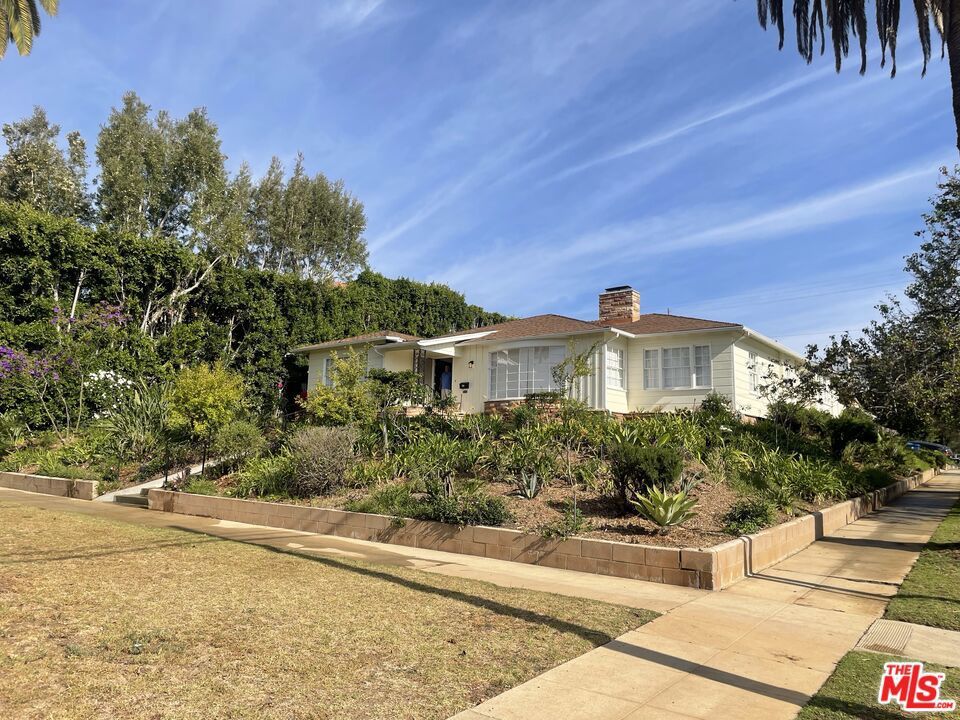 Photo of Listing #25496777