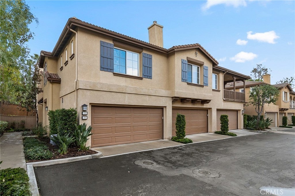 Photo of Listing #OC25032096