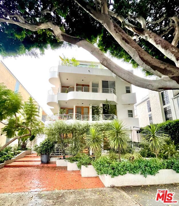 Photo of Listing #25497747