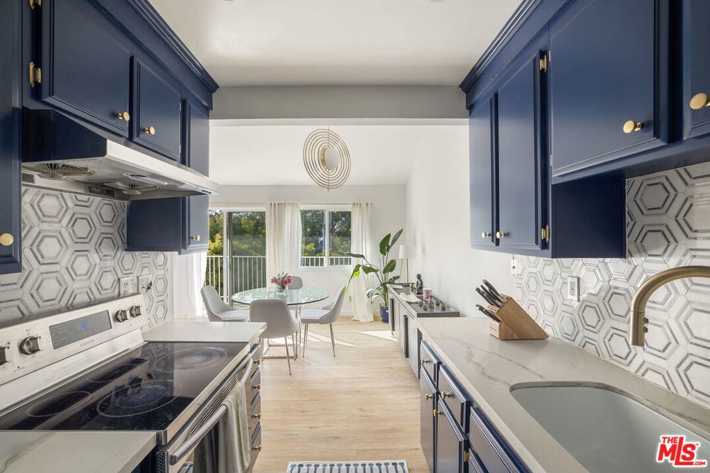 Photo of Listing #25497713