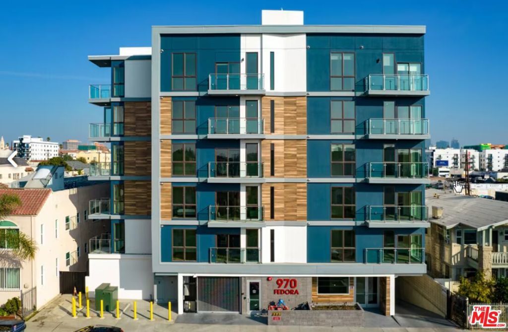 Photo of Listing #25497961