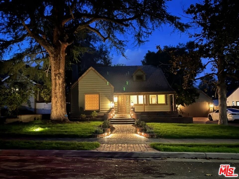 Photo of Listing #25498515