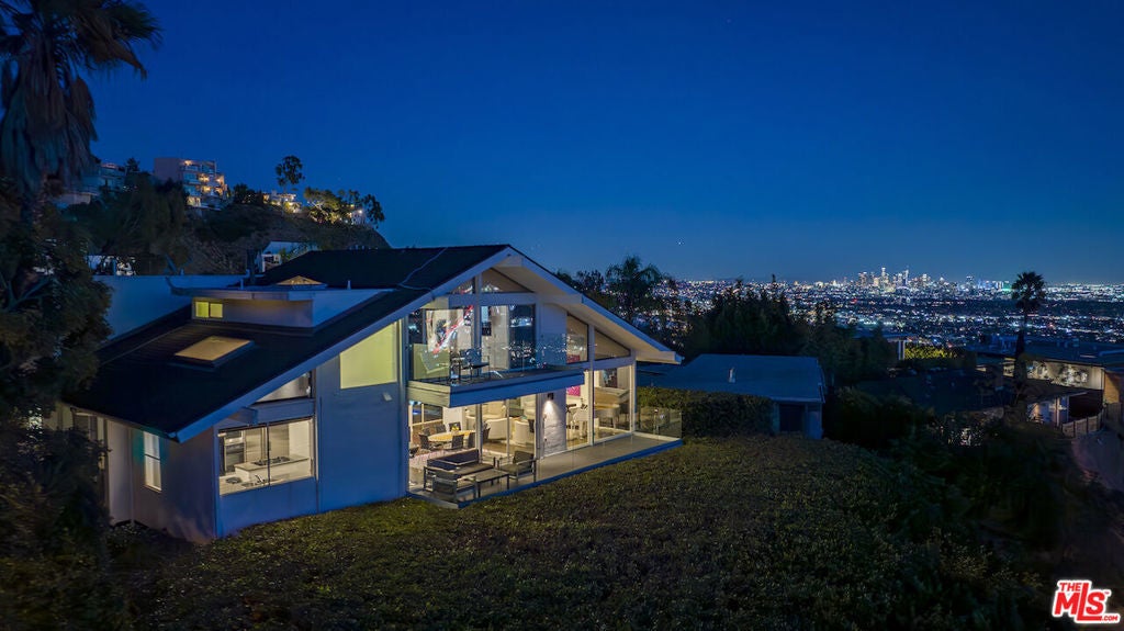 Photo of Listing #25497537