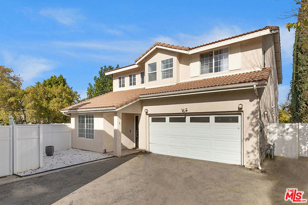 Photo of Listing #25499155