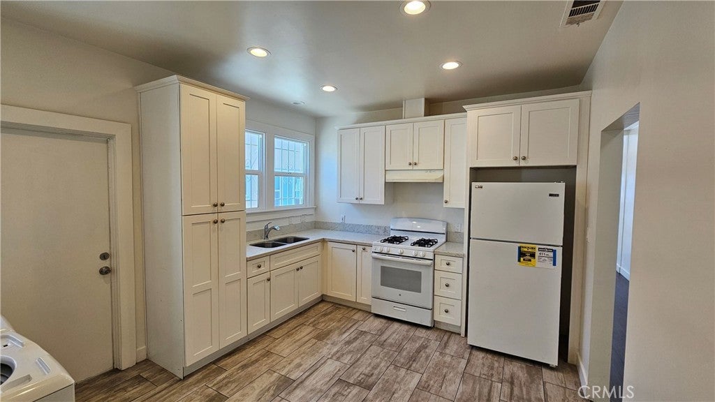 Photo of Listing #WS25035420