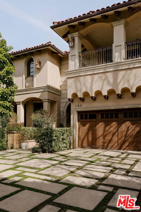 Photo of Listing #25499355