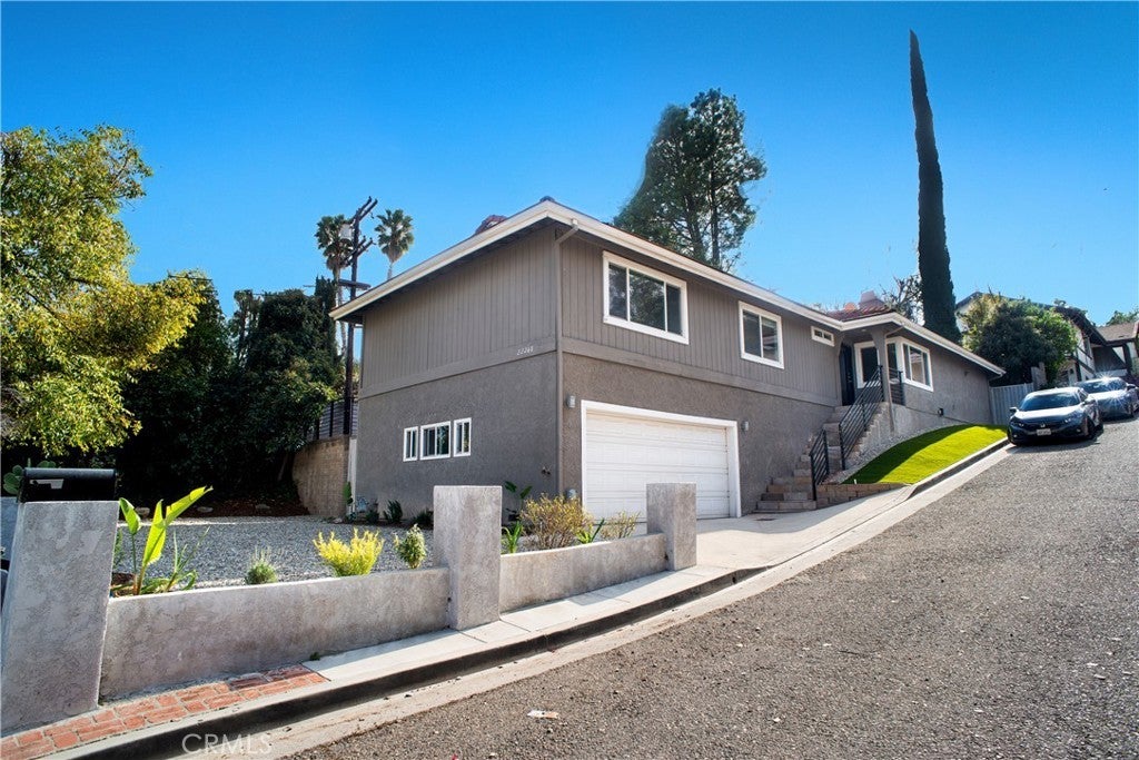 Photo of Listing #SR25035142