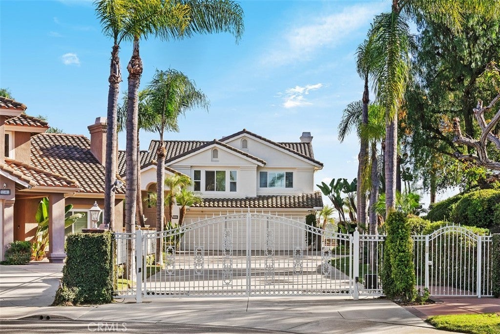 Photo of Listing #OC25003393