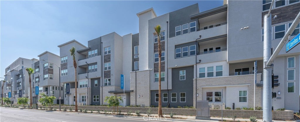 Photo of Listing #OC25035906