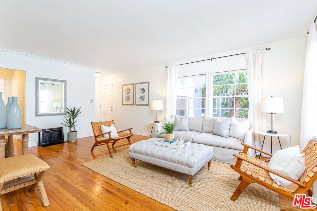 Photo of Listing #25499063