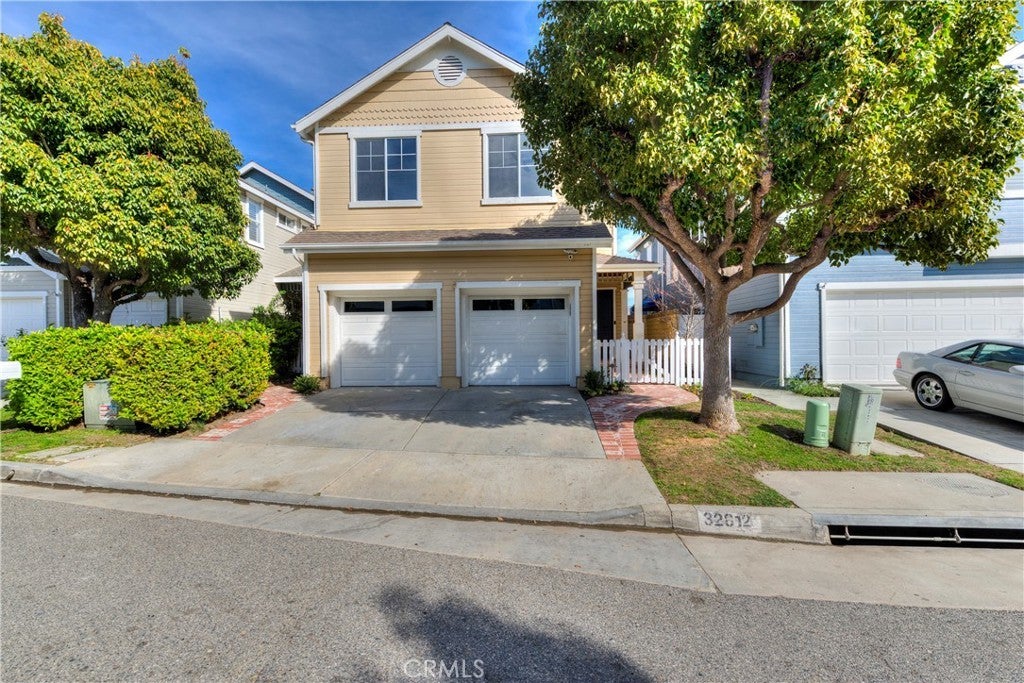 Photo of Listing #OC25036094